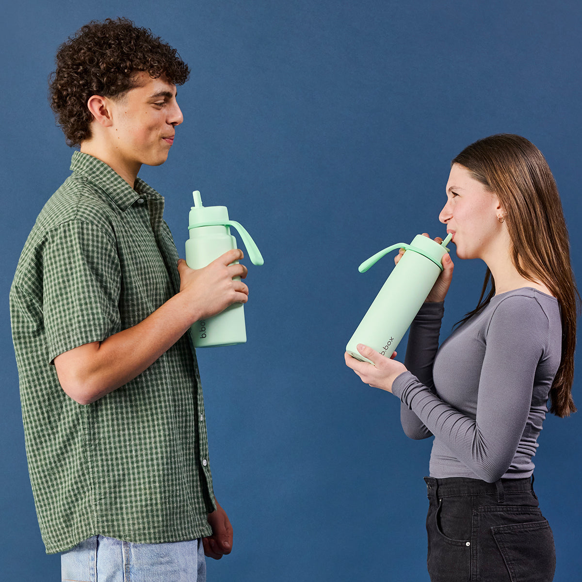 Bottiglia isolata Flip Top da 690 ml - menta verde